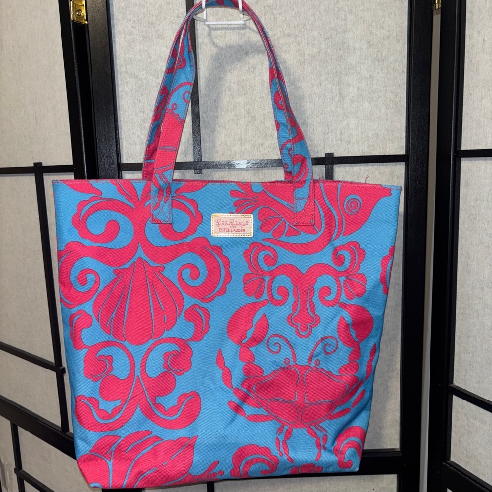 Lilly Pulitzer for Estee Lauder Pink Blue Shells Crabs XL Tote Beach Bag